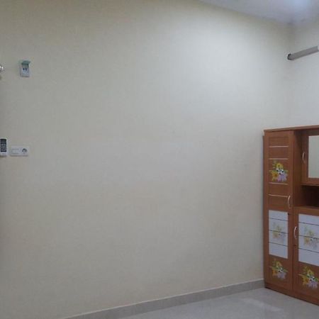 Penginapan Aisya Toa Daeng Μακασάρ Εξωτερικό φωτογραφία